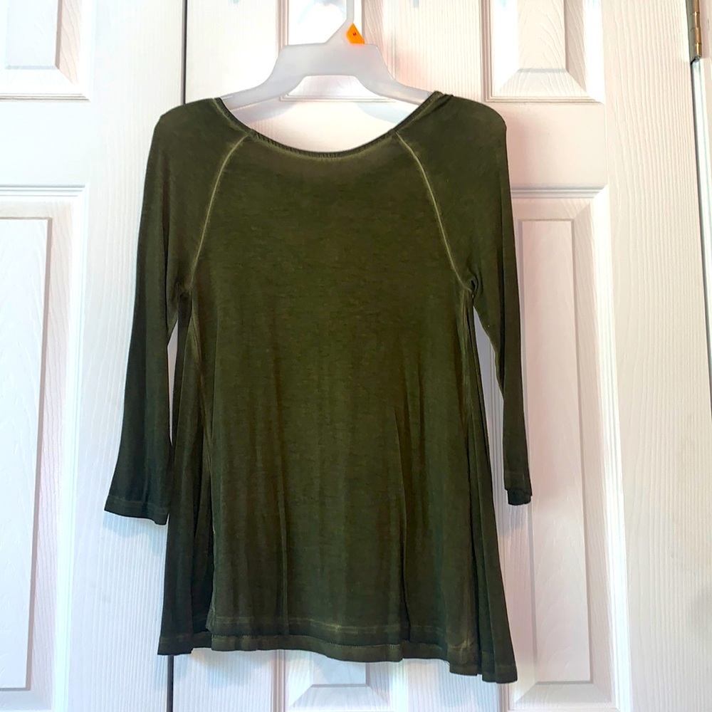 Cloudchaser Green Shirt - Women’s size XS